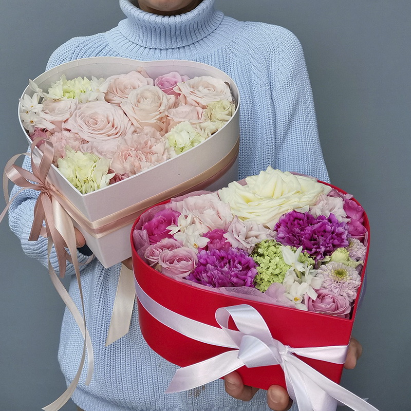 К-026 КОРОБКА-СЕРДЦЕ С РОЗАМИ