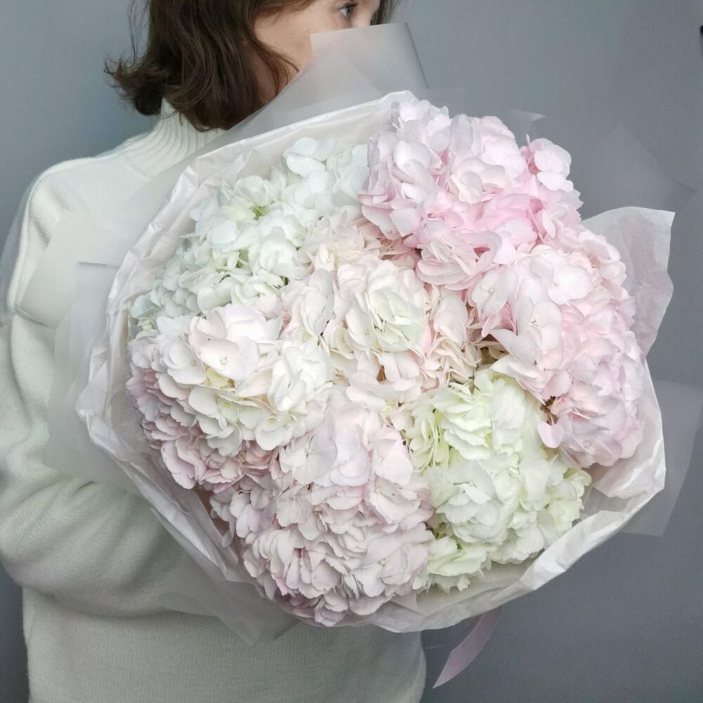 Монобукет из гортензий