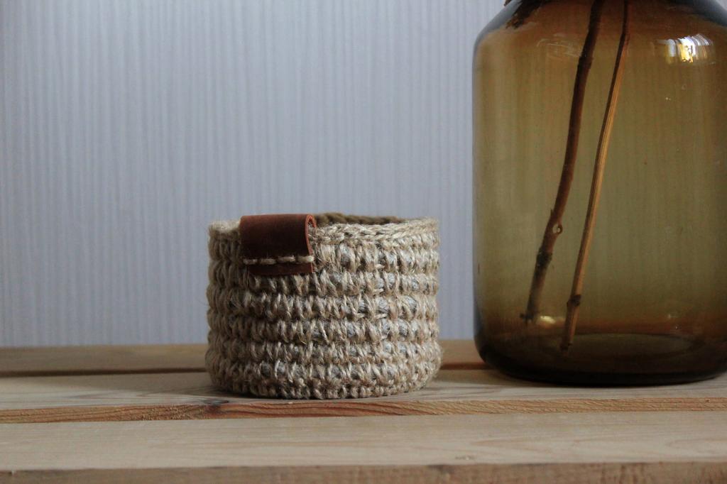 Мини-корзина джутовая