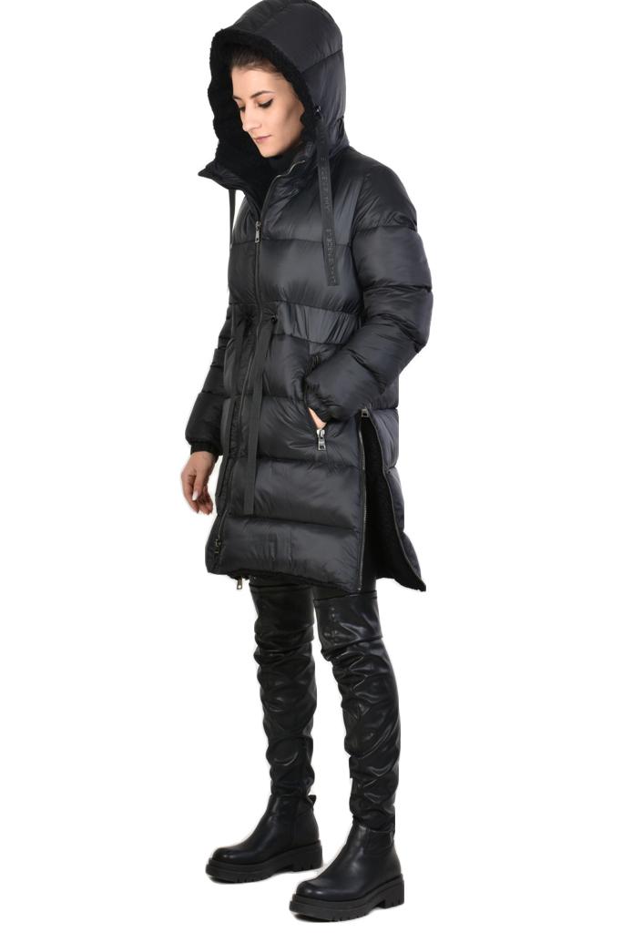 Утепленная куртка с капюшоном и поясом кулиской LH