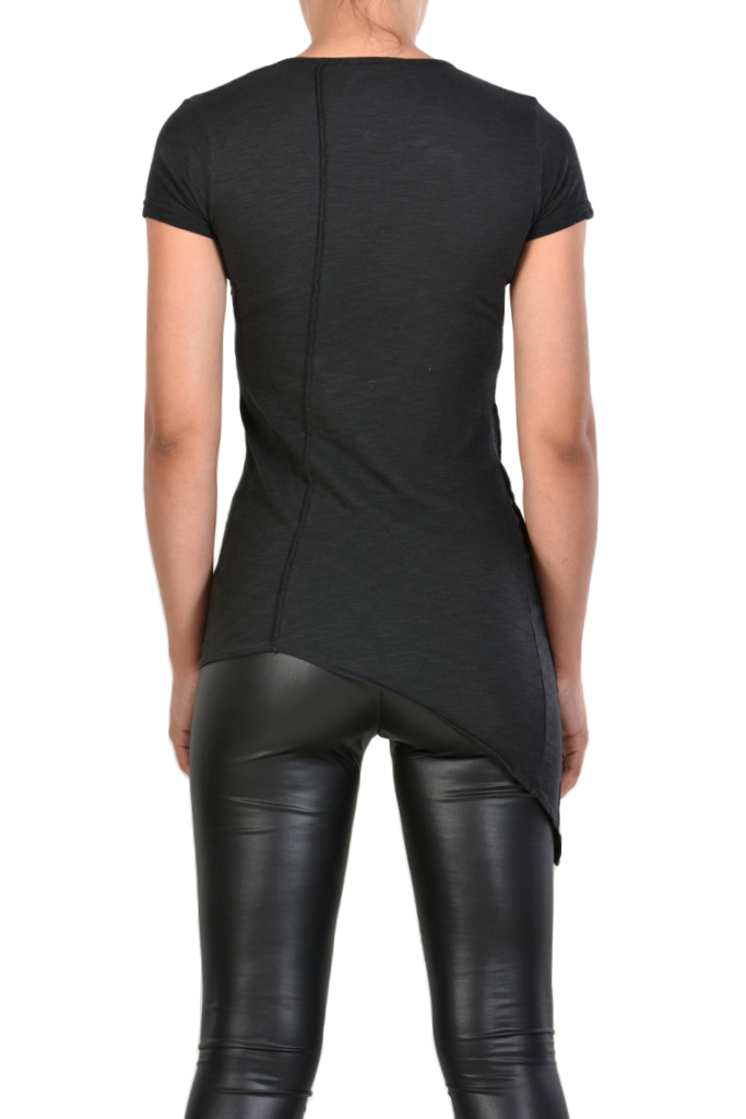 Асимметричная футболка с v-вырезом и швами наружу LH