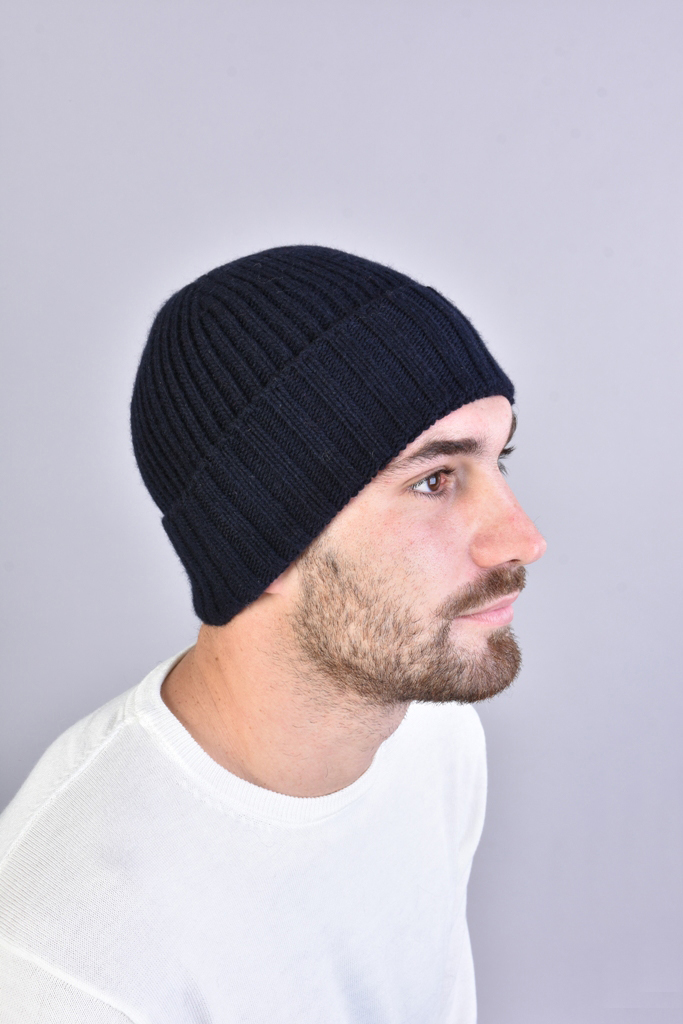 Вязаная шапка с отворотом Xagon