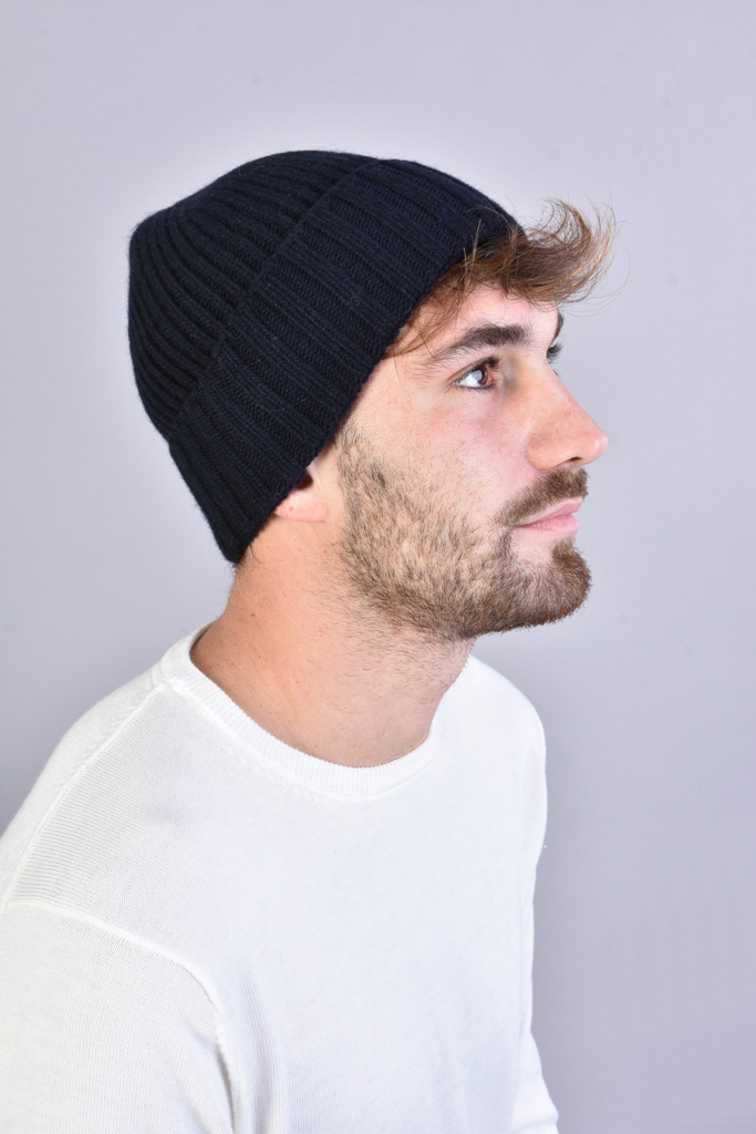 Вязаная шапка с отворотом Xagon