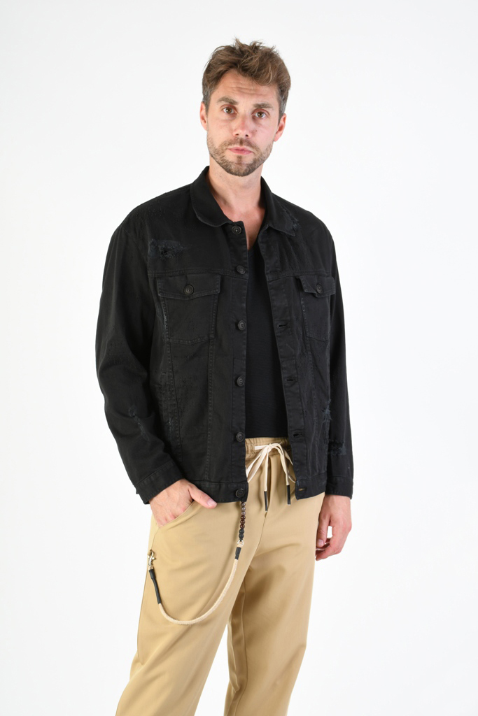 Джинсовая куртка декорированная разрывами и потертостями Xagon