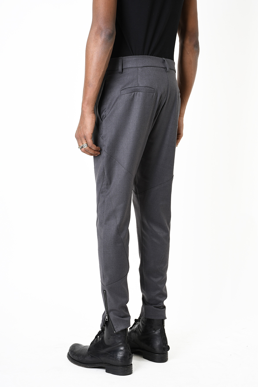 Брюки обычного кроя с молниями внизу LH