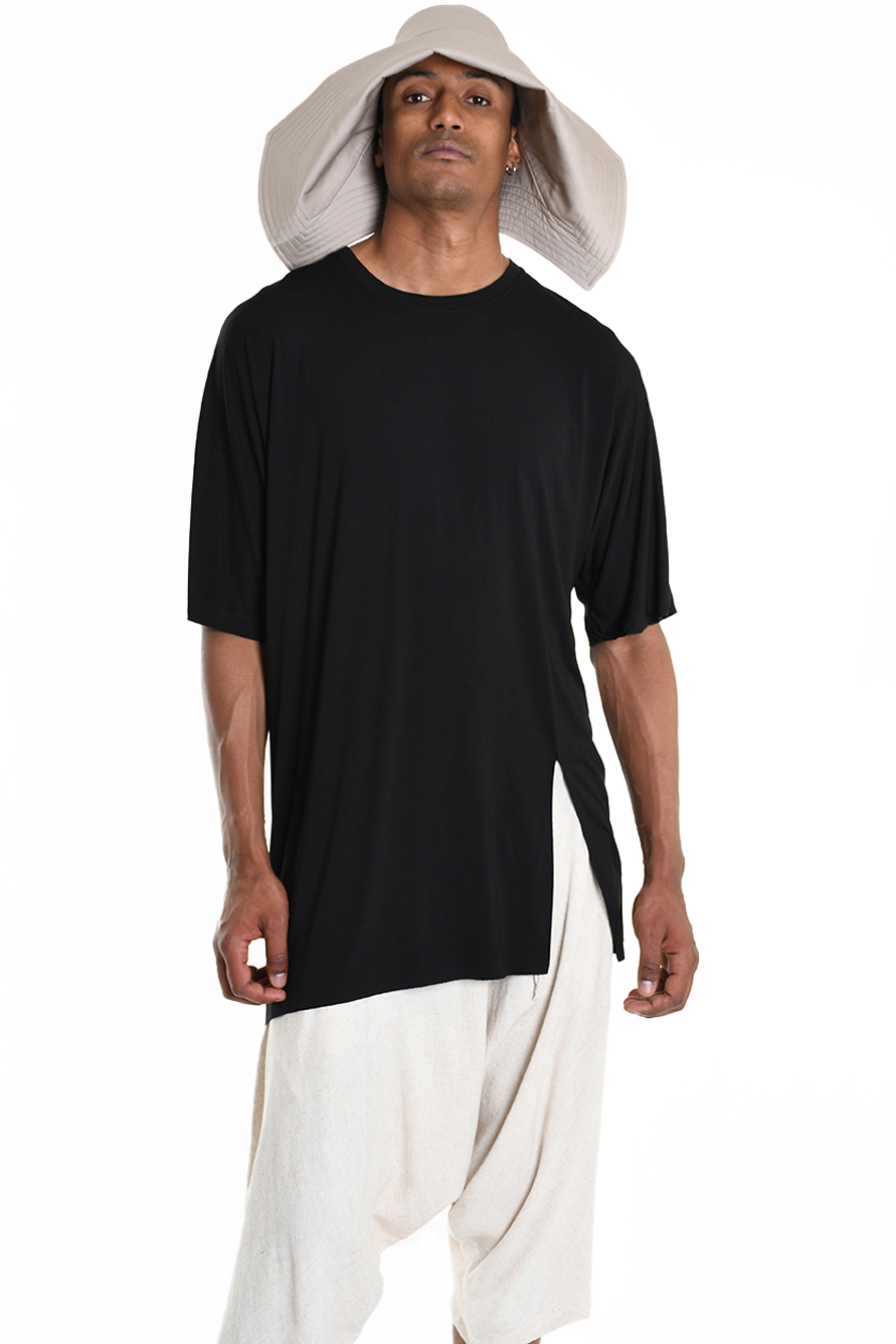 Футболка из бамбука с разрезом спереди LH