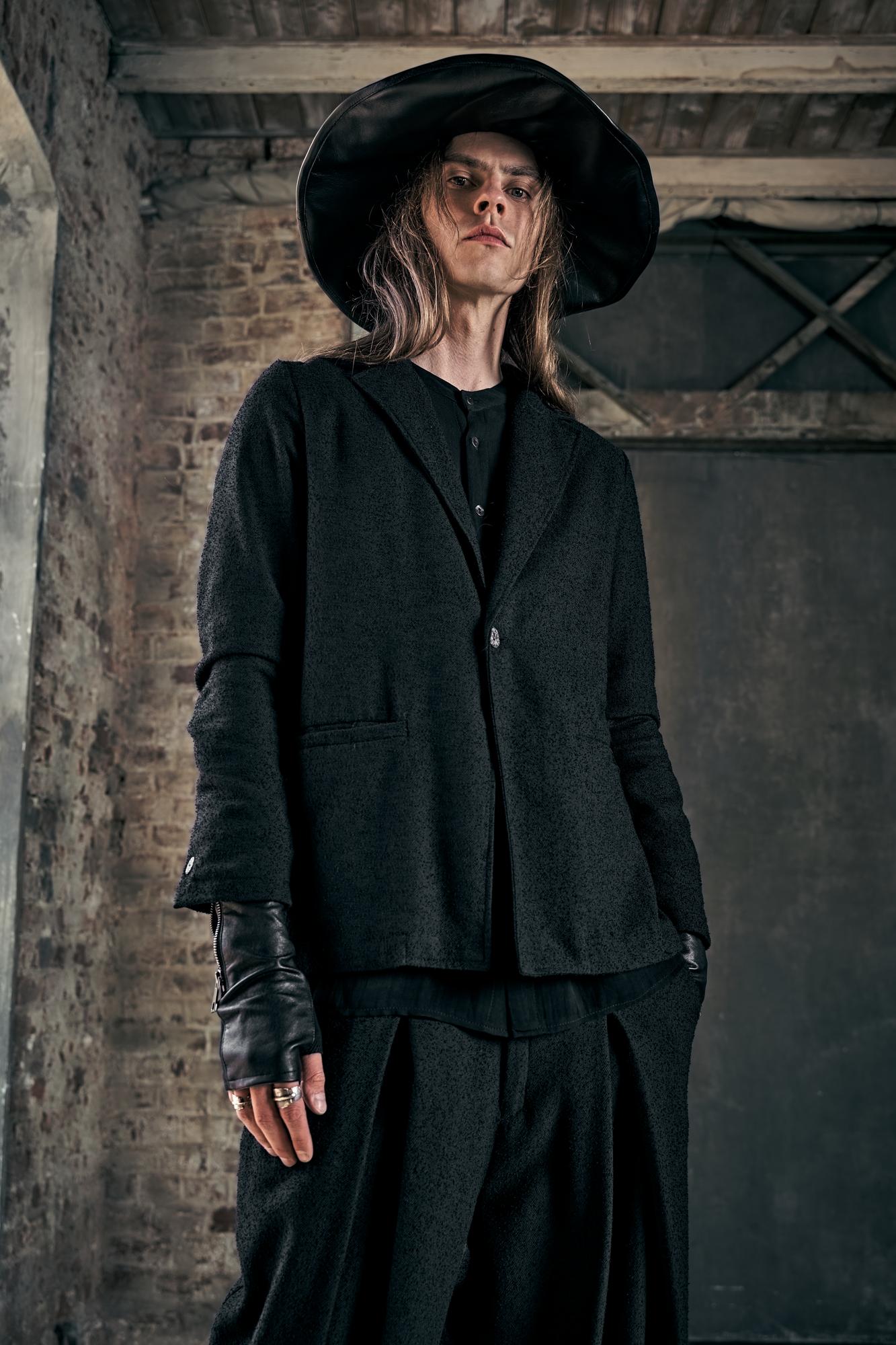 Пиджак из фактурного букле на одной пуговице LH