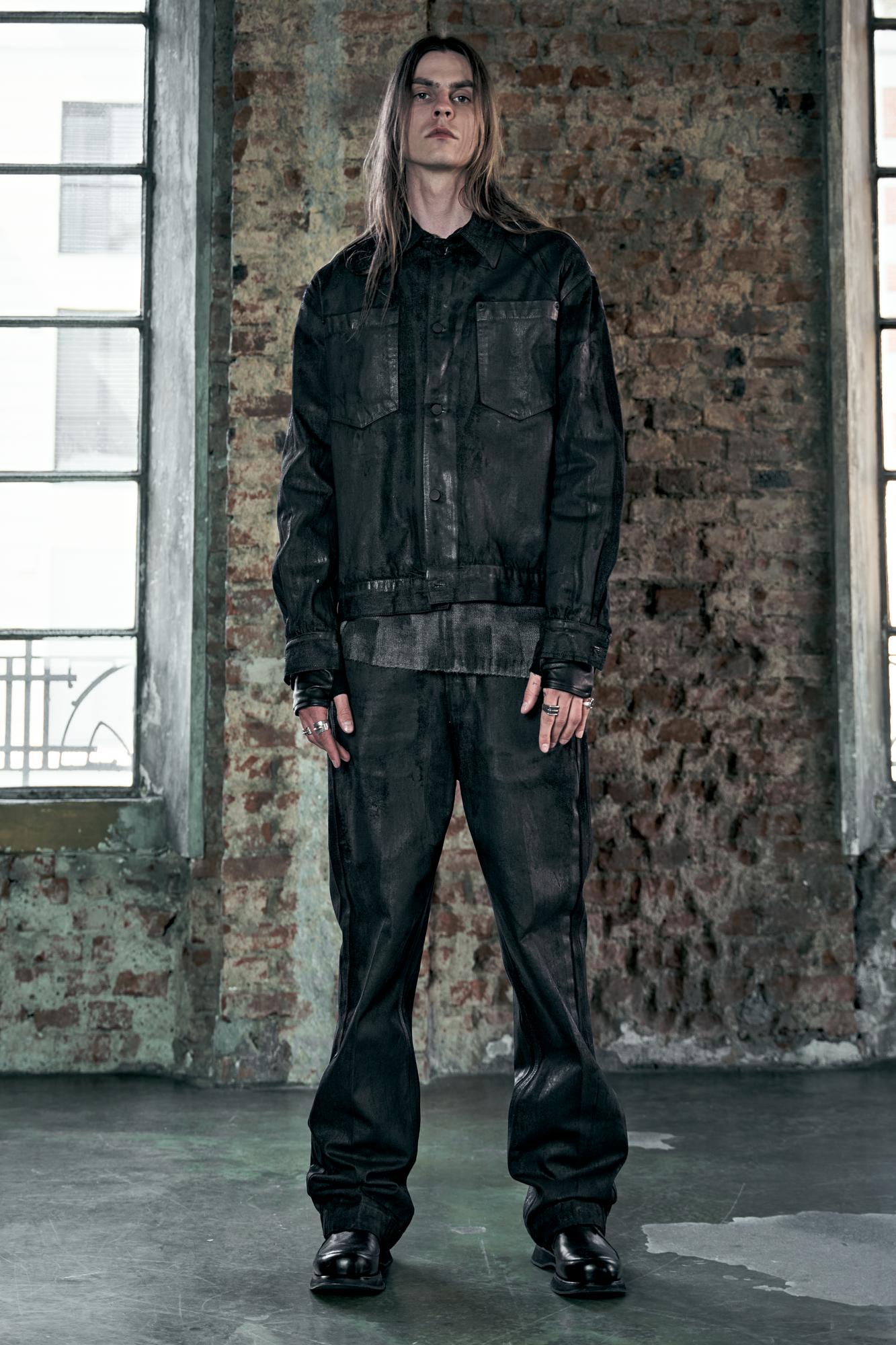 Джинсовая куртка с эффектом прорезиненного покрытия LH