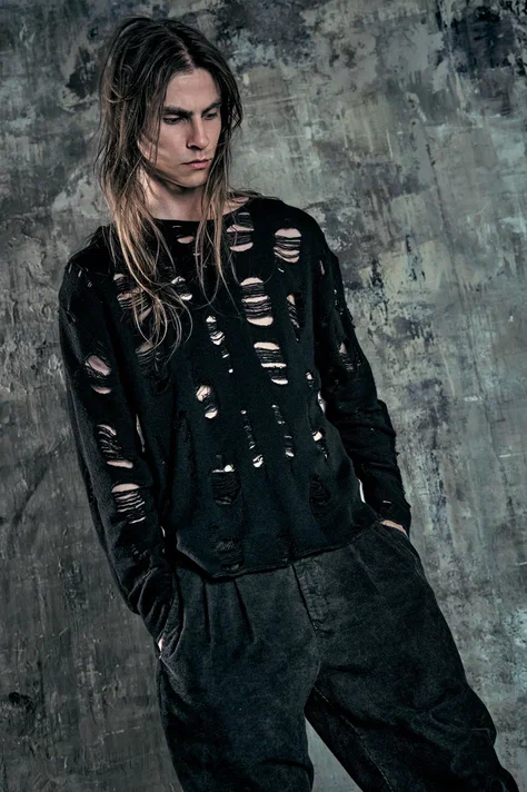 Рваный свитер из смесовой шерсти LH