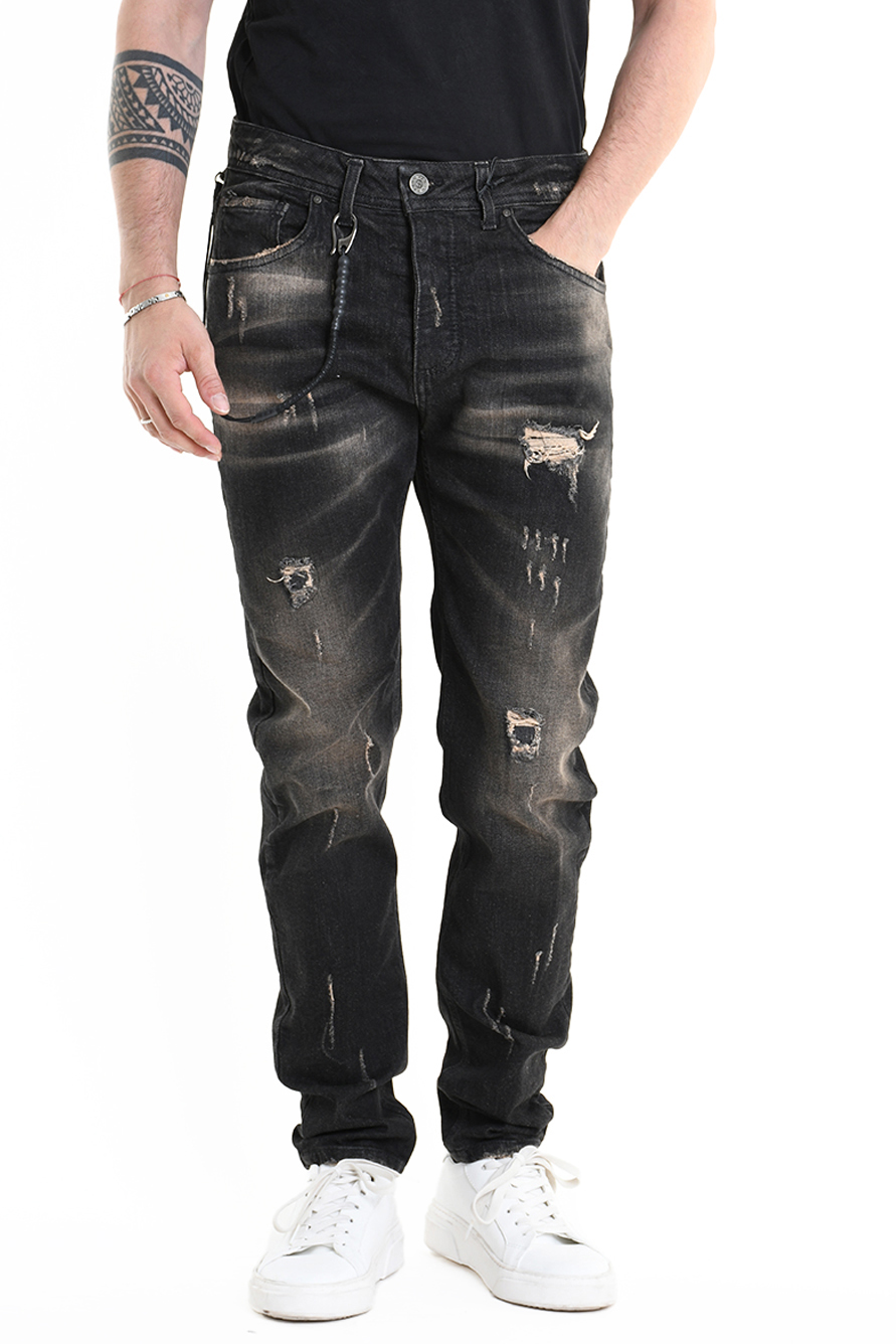 Серые джинсы с прорехами и заплатами Xagon