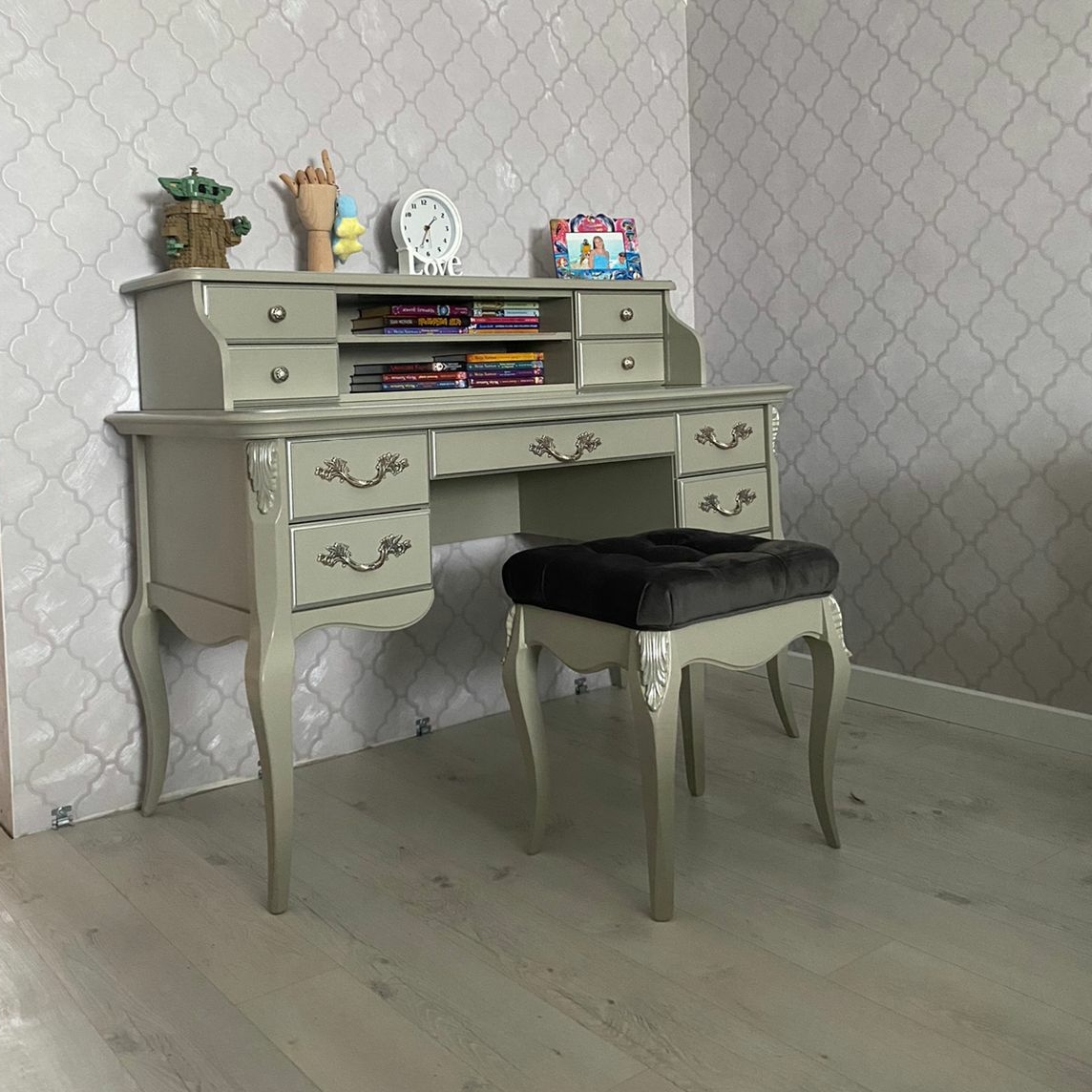 Кабинетный стол пристенный R111M