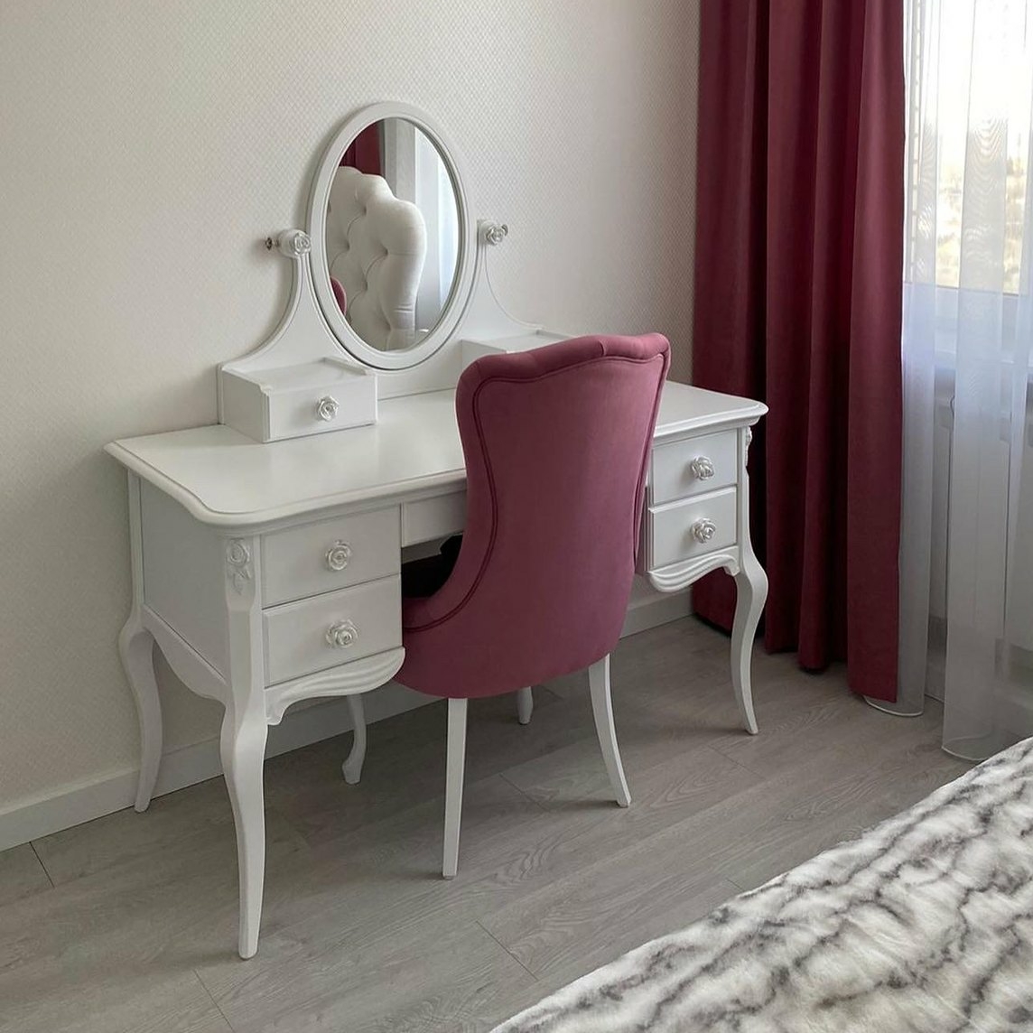 Кабинетный стол S111M-K00-S