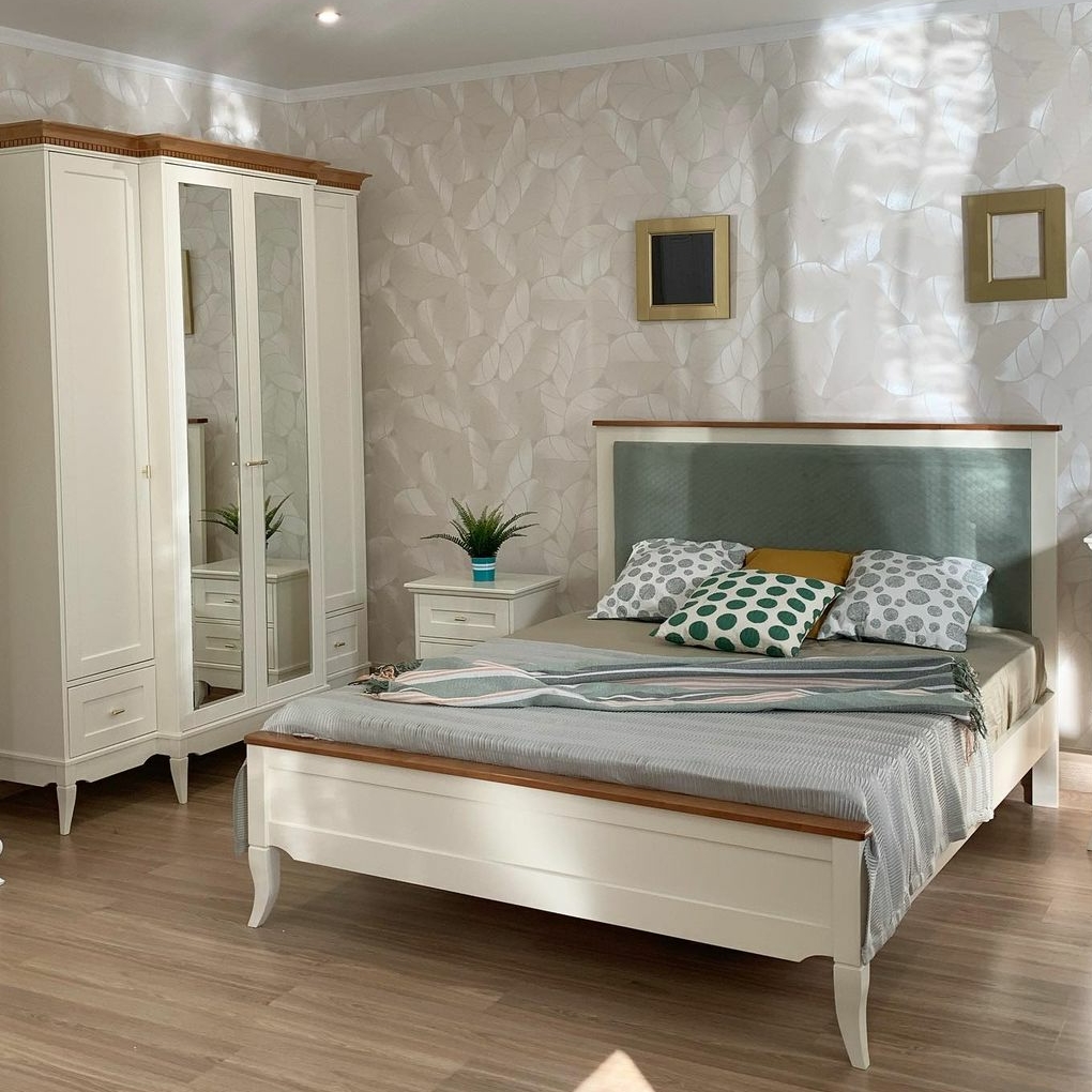 Шкаф 4 дверный