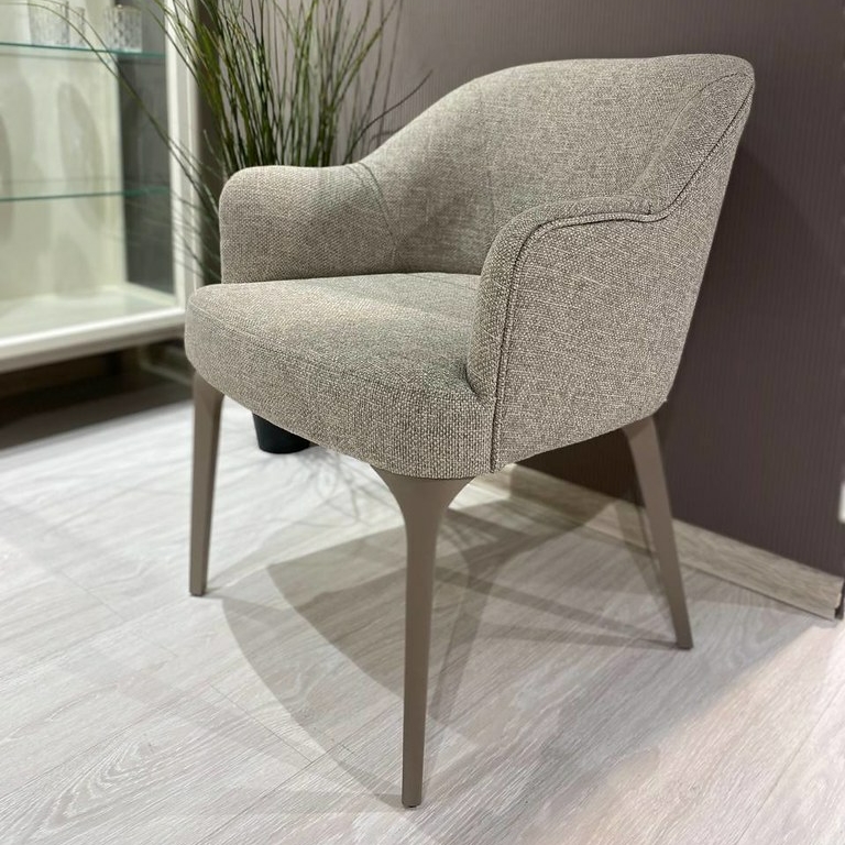 Кресло C10-B01