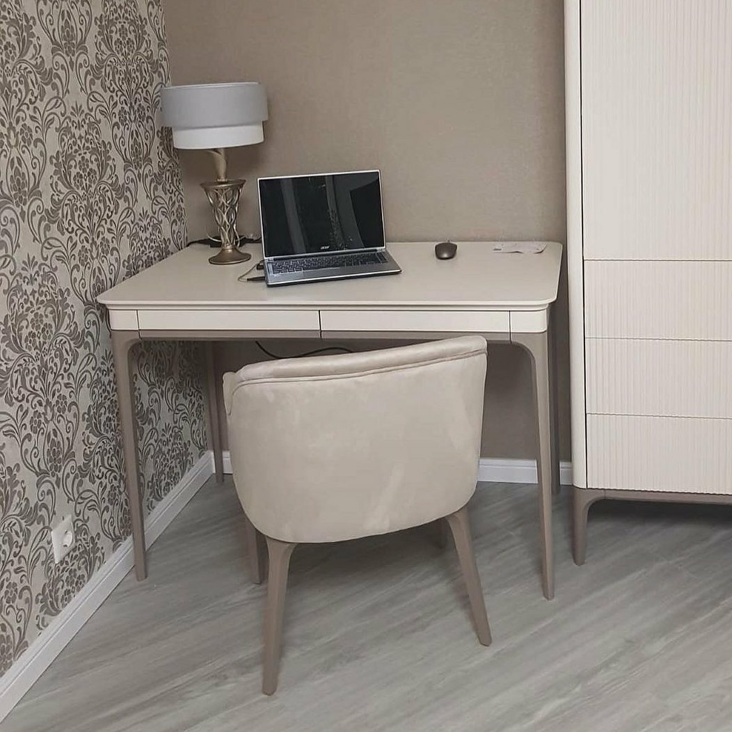 Стол письменный Pr11A