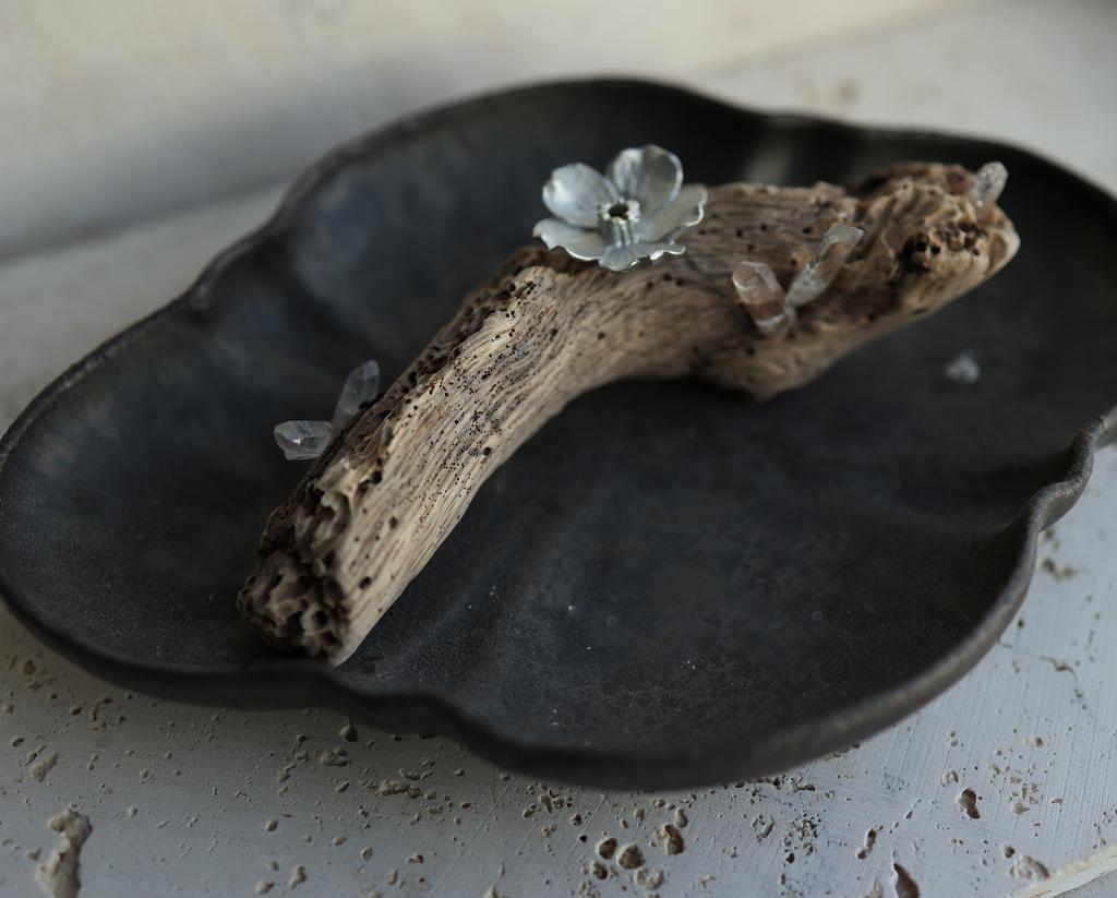 "Kemuri no Hana" - Цветок Дыма декор из дерева