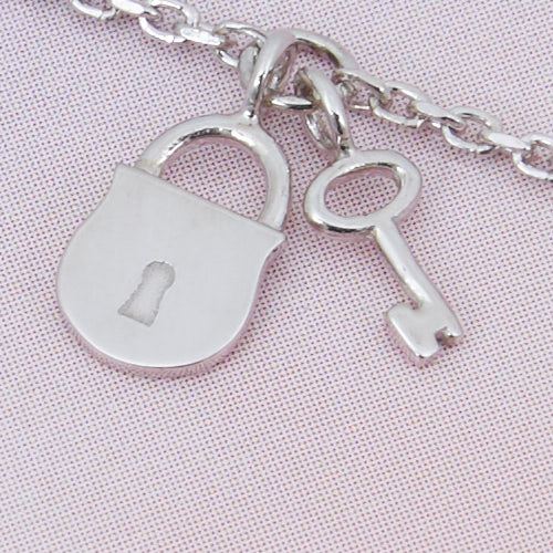 Замок с ключом, браслет на цепочке (Серебро 925º)