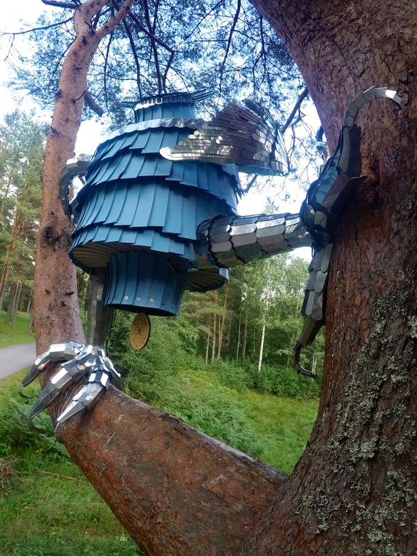 «Хархарх» (Поющий Сатурн)