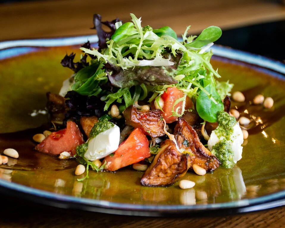 САЛАТ ВЕГЕТАРИНСКИЙ С БАКЛАЖАНАМИ