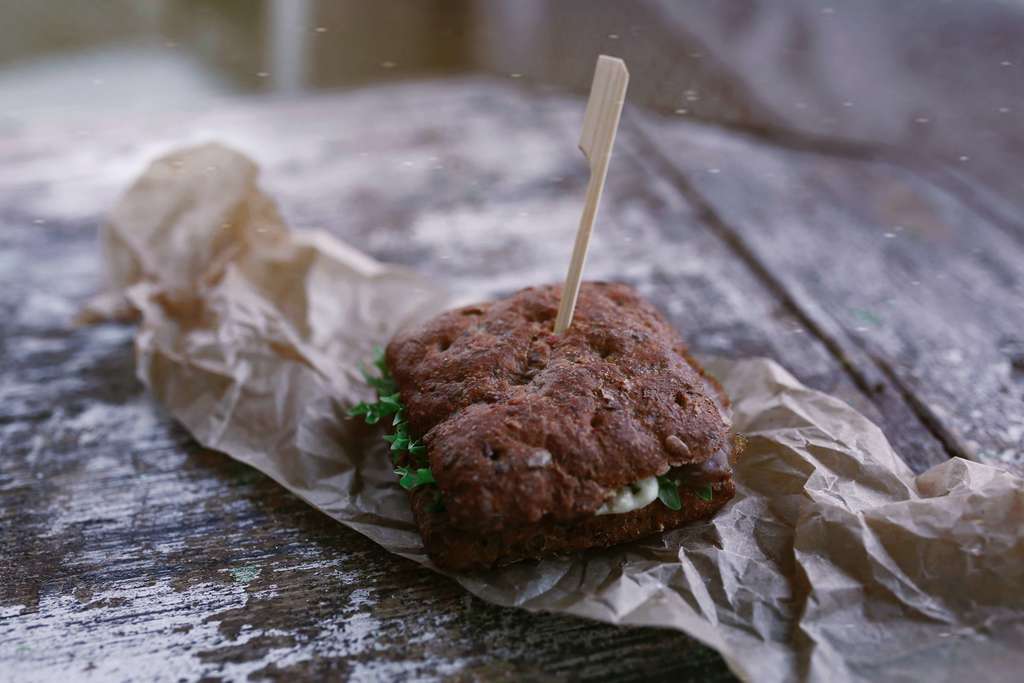 Краюшка с утиным филе