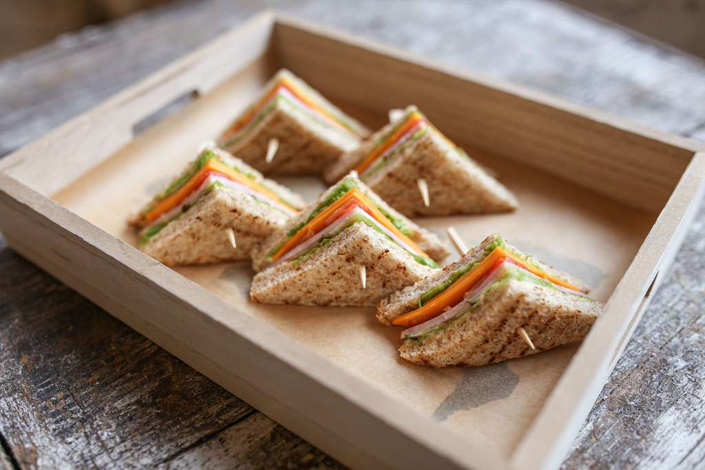 Сэндвич с ветчиной и сыром