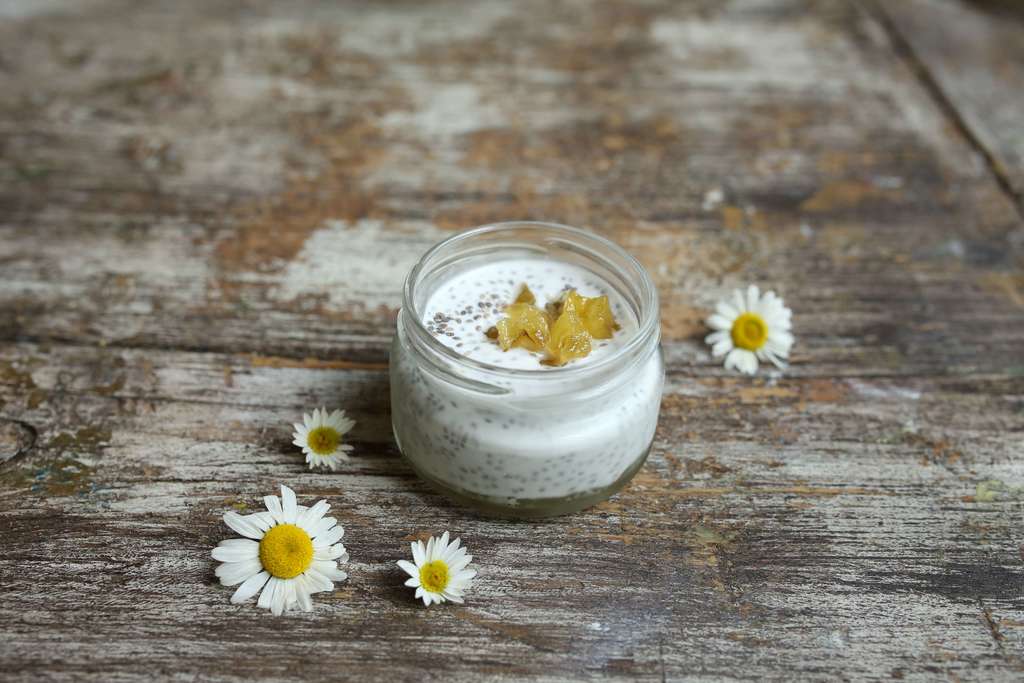 Семена Чиа на кокосовом молоке с ананасовым Конфи