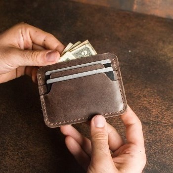 Кардхолдер из натуральной кожи