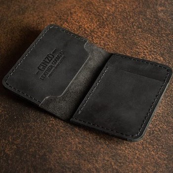 Картхолдер из кожи