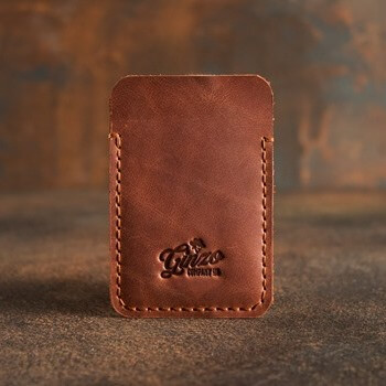 Компактный картхолдер из кожи