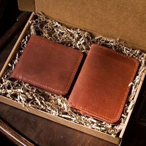 Набор для руководителя: кожаные аксессуары благородного коньячного оттенка