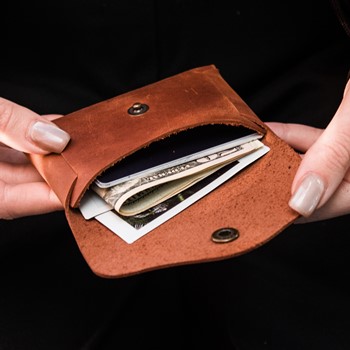 ФРЭНКИ - кожаный картхолдер кошелек цвет Коньяк