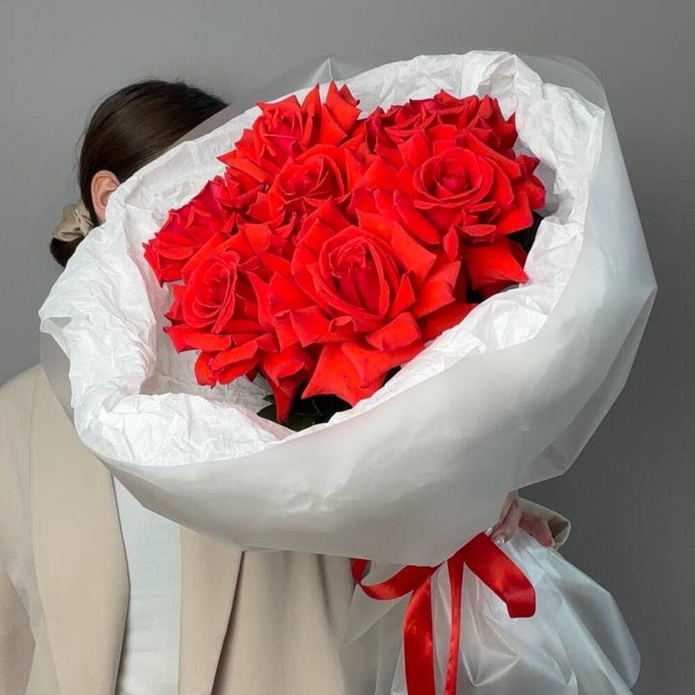 Монобукет из 7 красных французских роз