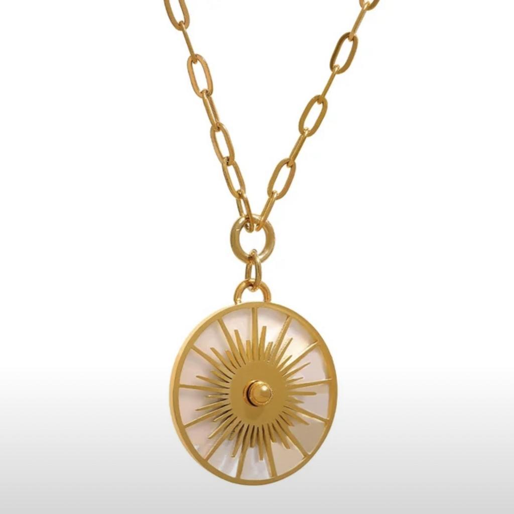 Кулон Solar pendulum