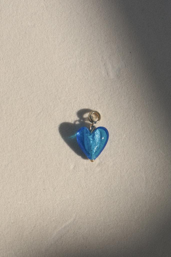 Подвеска Blue hearts