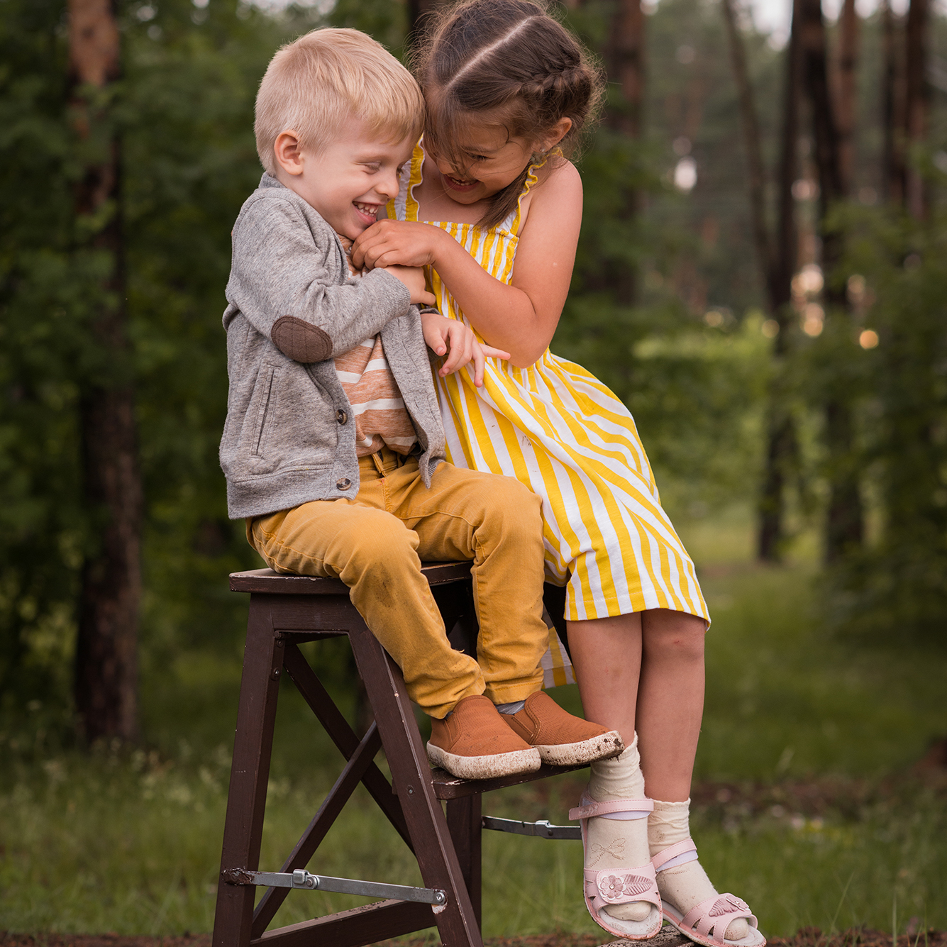 Брюки джинсы р.98