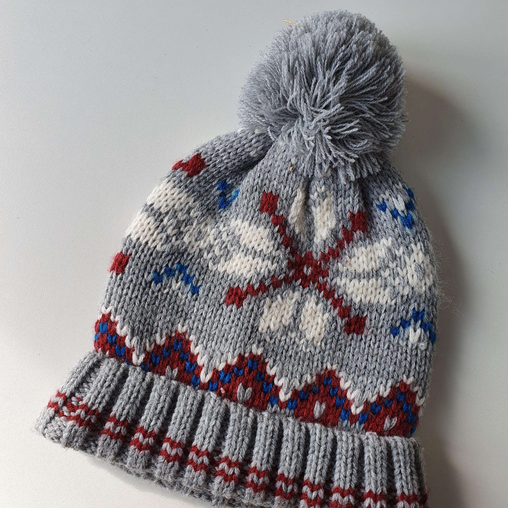 Шапка с бубоном р.86