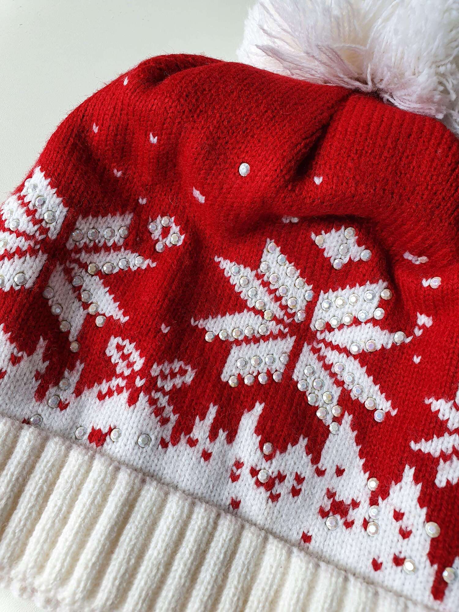 Шапка новогодняя