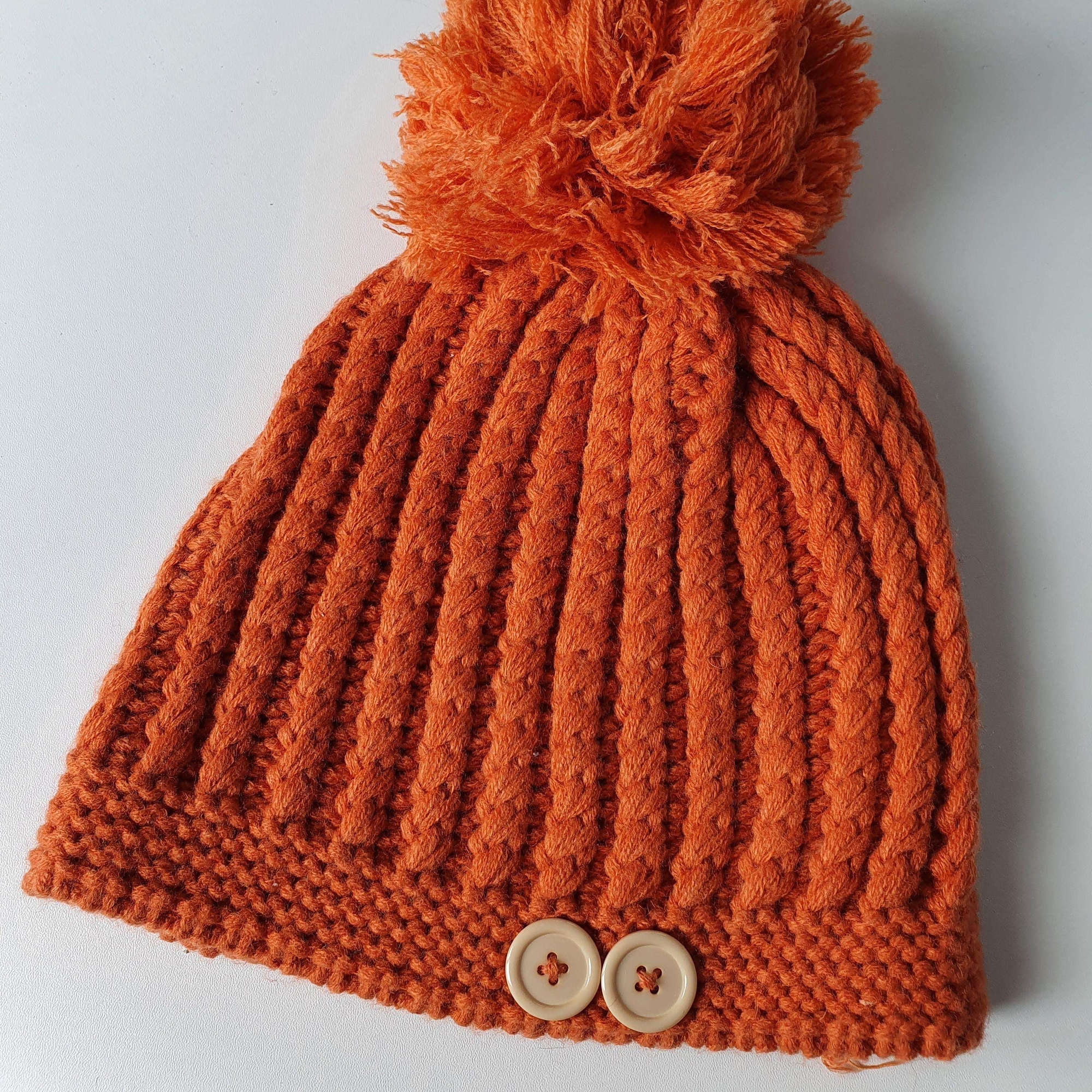 Шапка с бубоном р.S