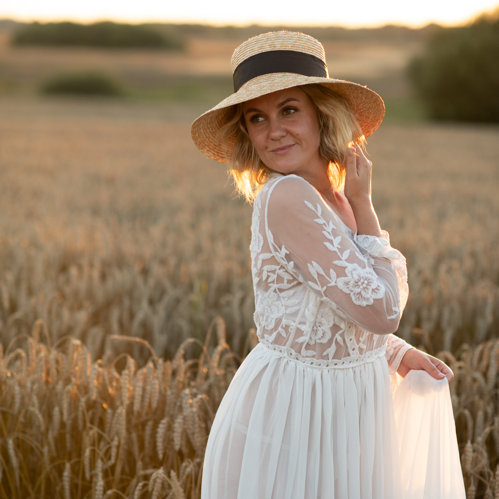 Шляпа плетеная купол