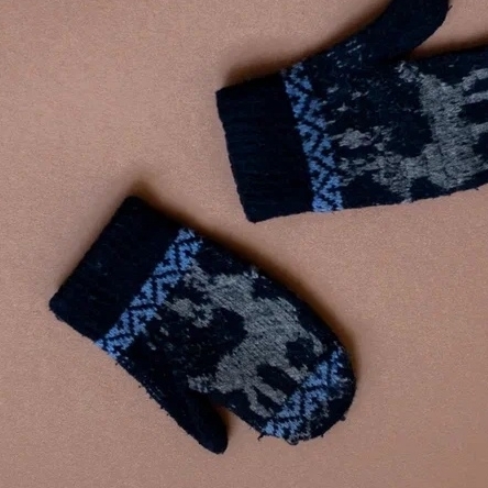 Варежки темно-синие с оленем