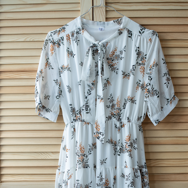 Платье веточка р.S