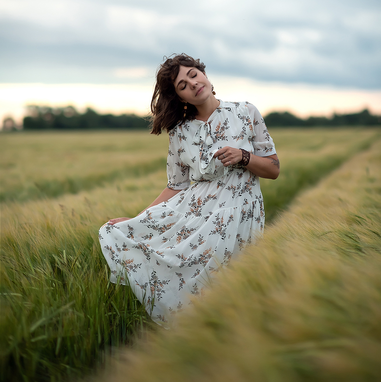 Платье веточка р.S