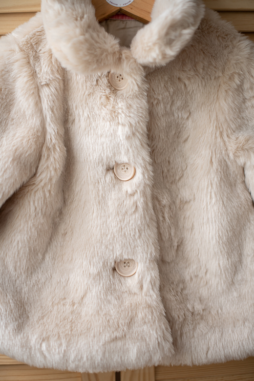 Шуба с большими пуговицам р.86-98