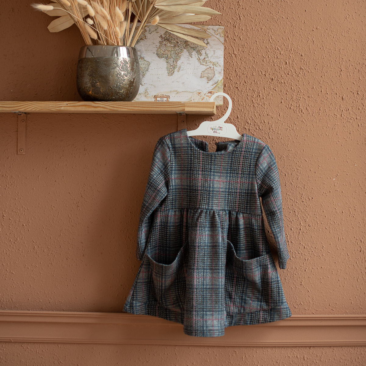 Платье в клетку р.86