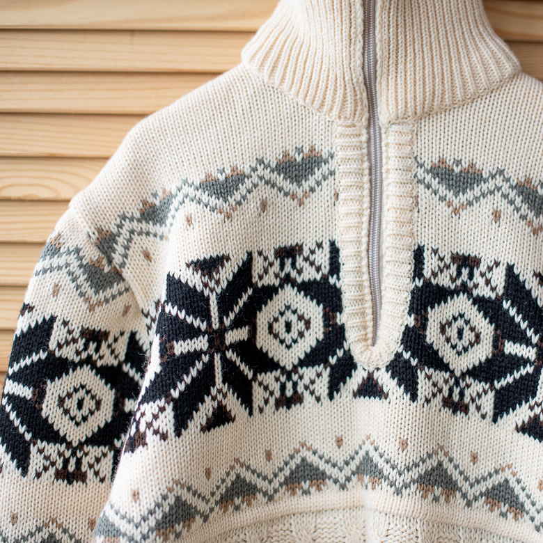 Свитер с орнаментом р. 136-148