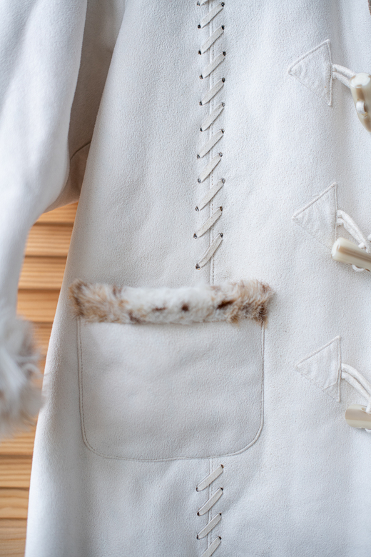 Дублёнка белая