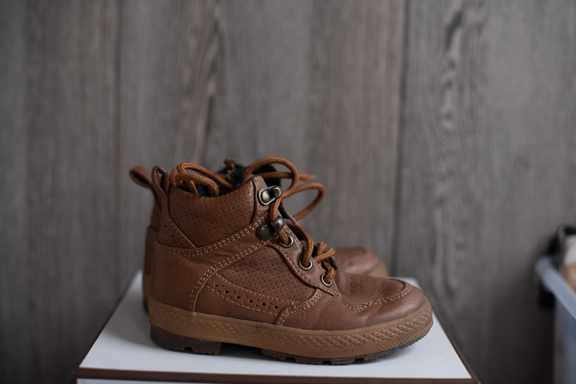 Ботинки коричневые р. 24-25