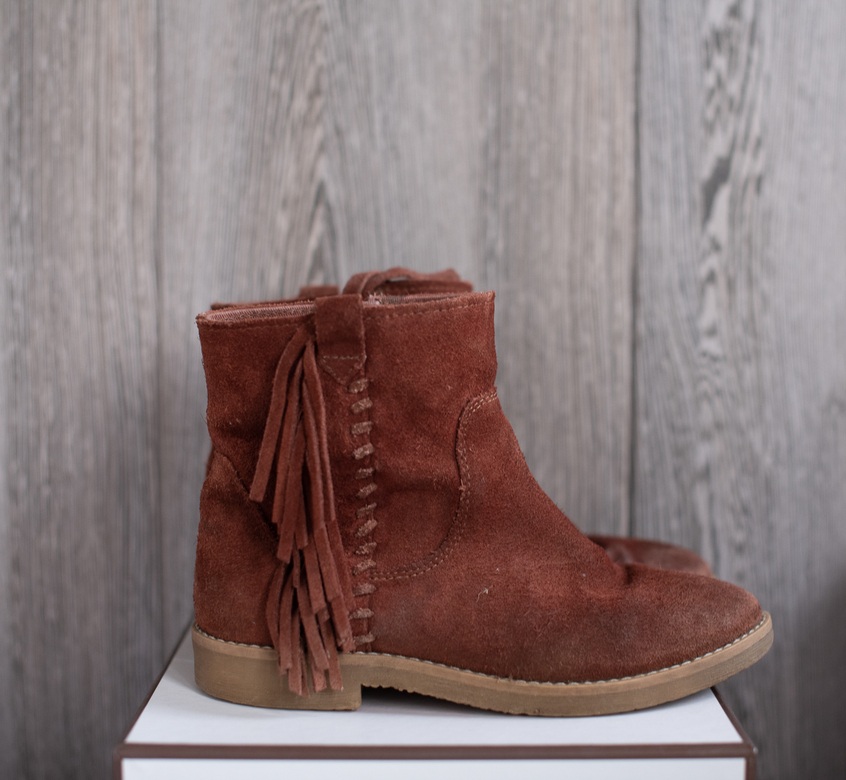 Казаки замшевые р. 32