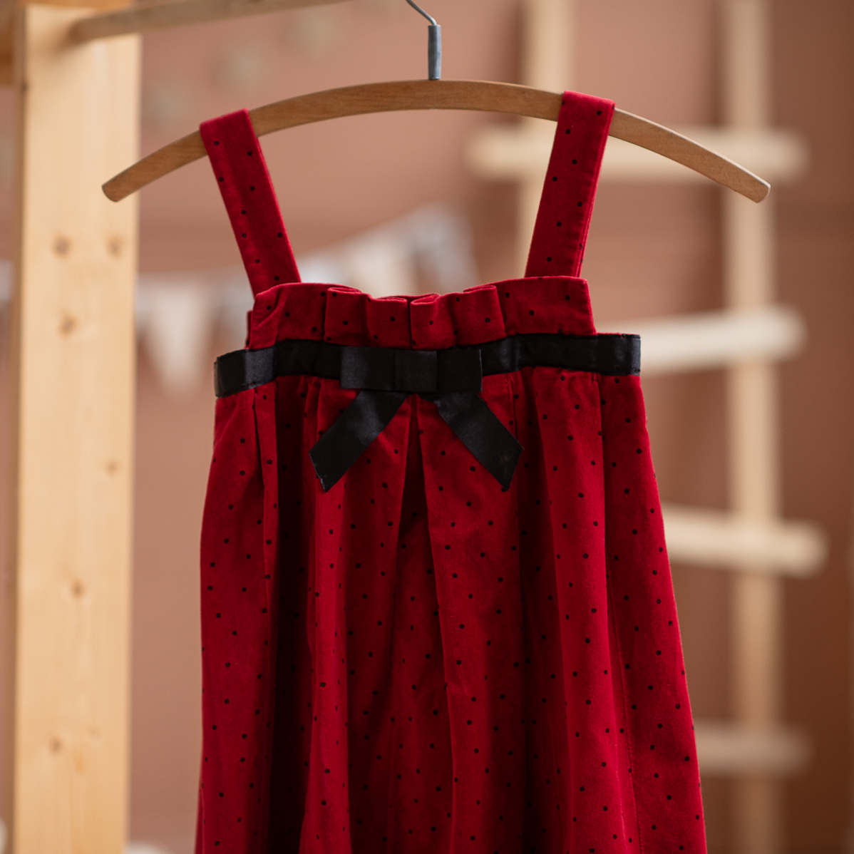 Платье бархатное р. 116-122