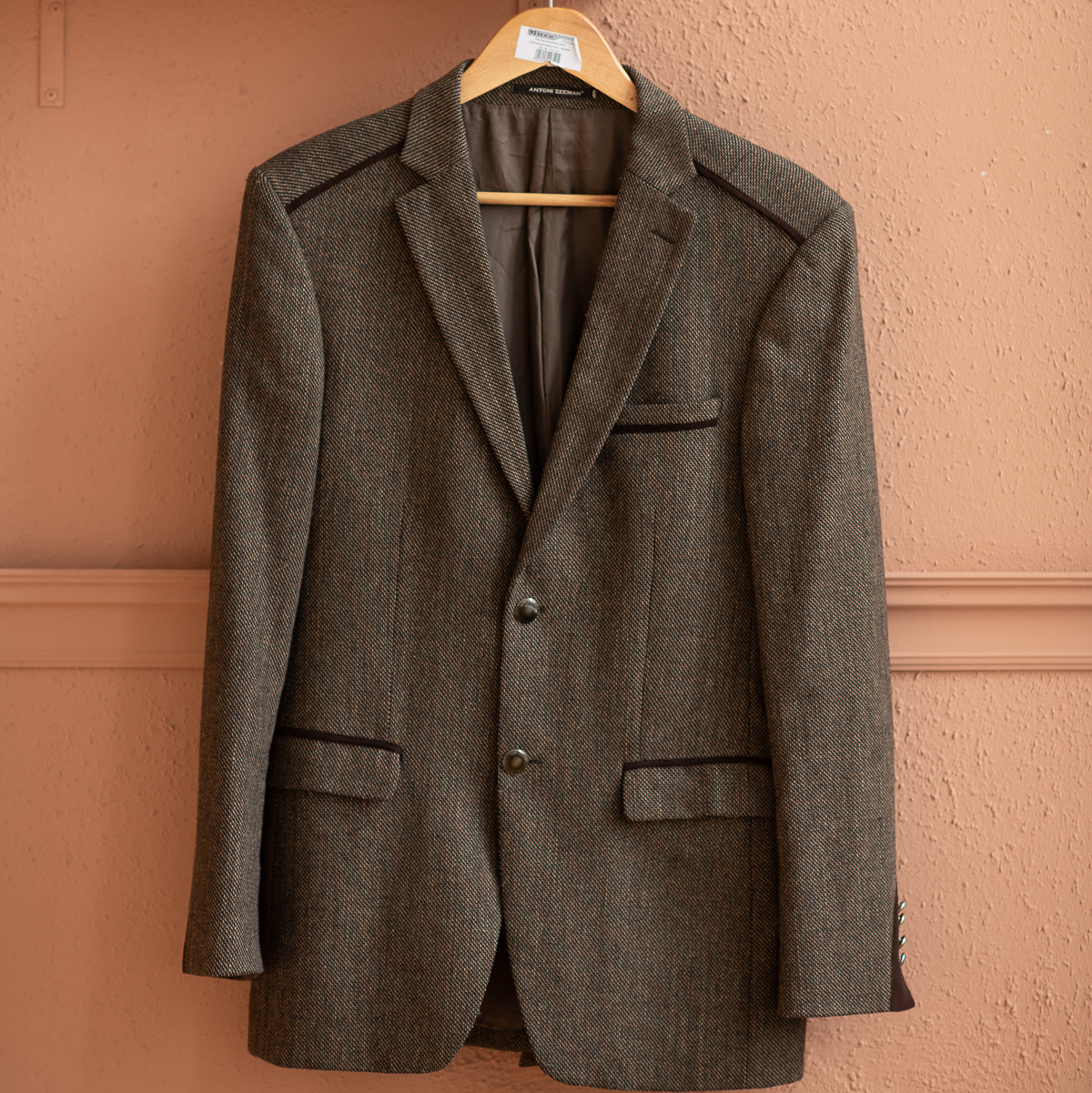 Пиджак коричневый